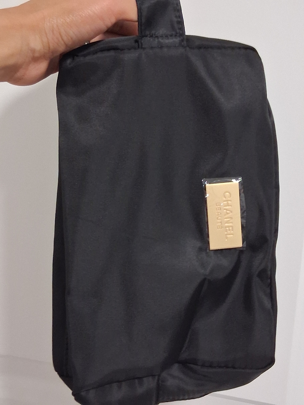 Black Cosmetic Beauté Pouch with Gold Logo Plaque